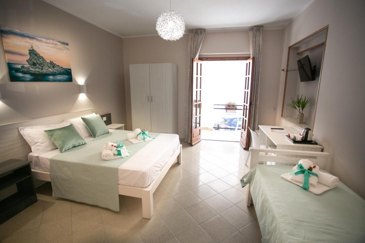 B&B Leonida Tropea Bagian luar foto