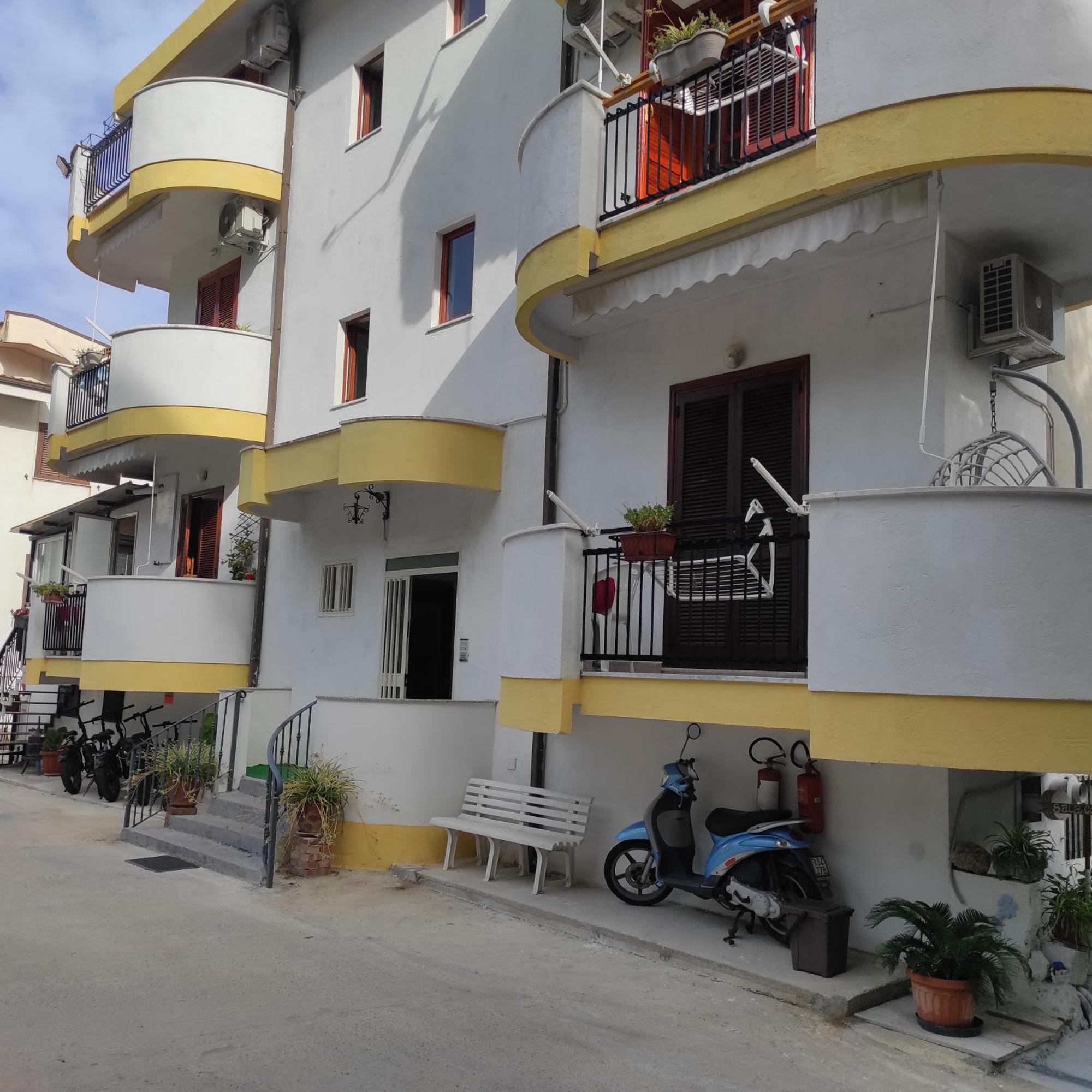 B&B Leonida Tropea Bagian luar foto